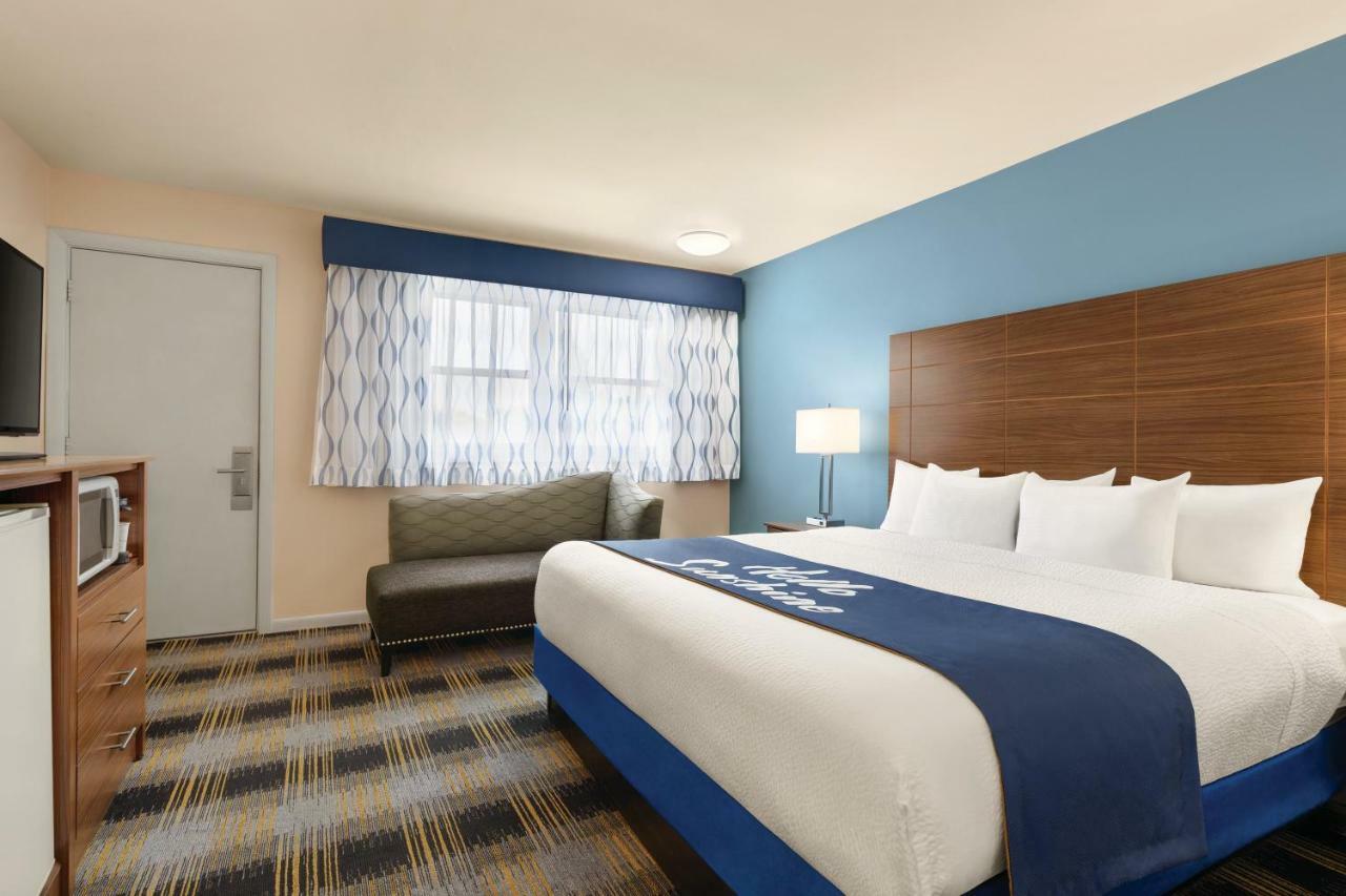 Days Inn By Wyndham Middletown/Newport Area Exterior photo